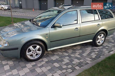 Универсал Skoda Octavia 2003 в 