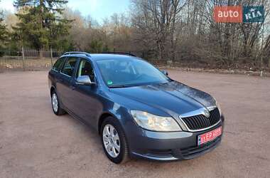 Универсал Skoda Octavia 2010 в 