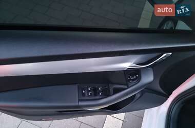 Ліфтбек Skoda Octavia 2018 в 