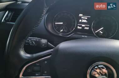 Ліфтбек Skoda Octavia 2018 в 