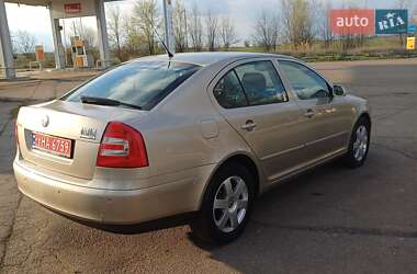 Ліфтбек Skoda Octavia 2004 в 