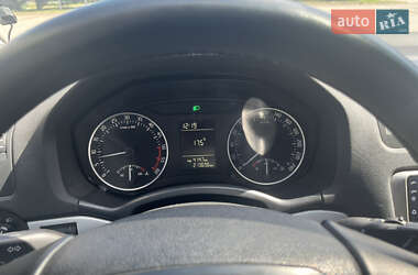 Универсал Skoda Octavia 2010 в 