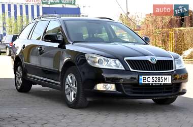 Универсал Skoda Octavia 2012 в 