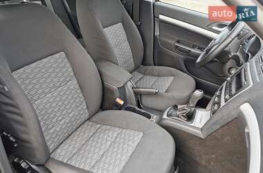 Универсал Skoda Octavia 2010 в 