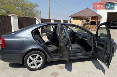 Лифтбек Skoda Octavia 2012 в 