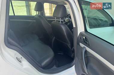 Универсал Skoda Octavia 2012 в 