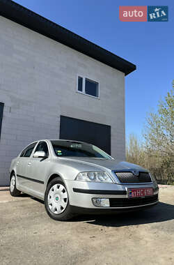 Лифтбек Skoda Octavia 2008 в 