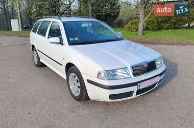 Ліфтбек Skoda Octavia 2009 в 