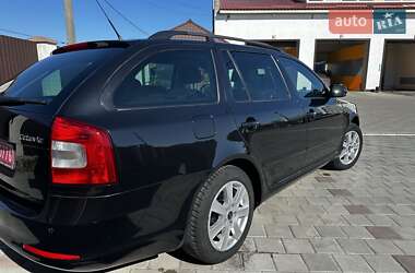 Универсал Skoda Octavia 2010 в 