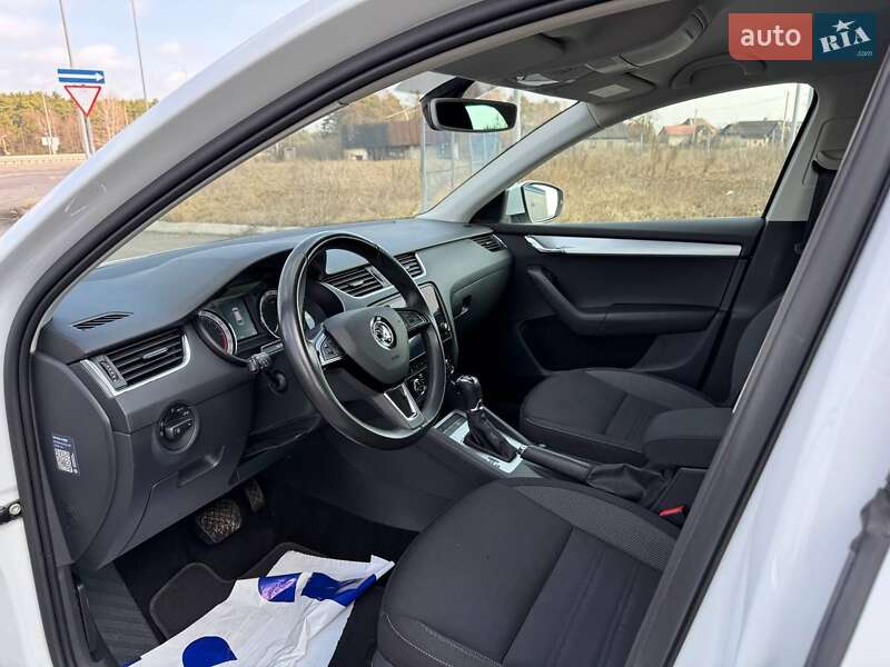 Универсал Skoda Octavia 2019 в Радивилове