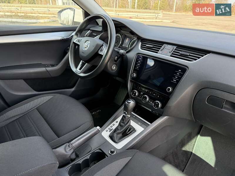 Универсал Skoda Octavia 2019 в Радивилове