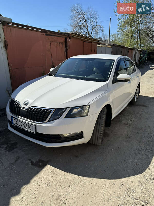 Ліфтбек Skoda Octavia 2017 в Харкові