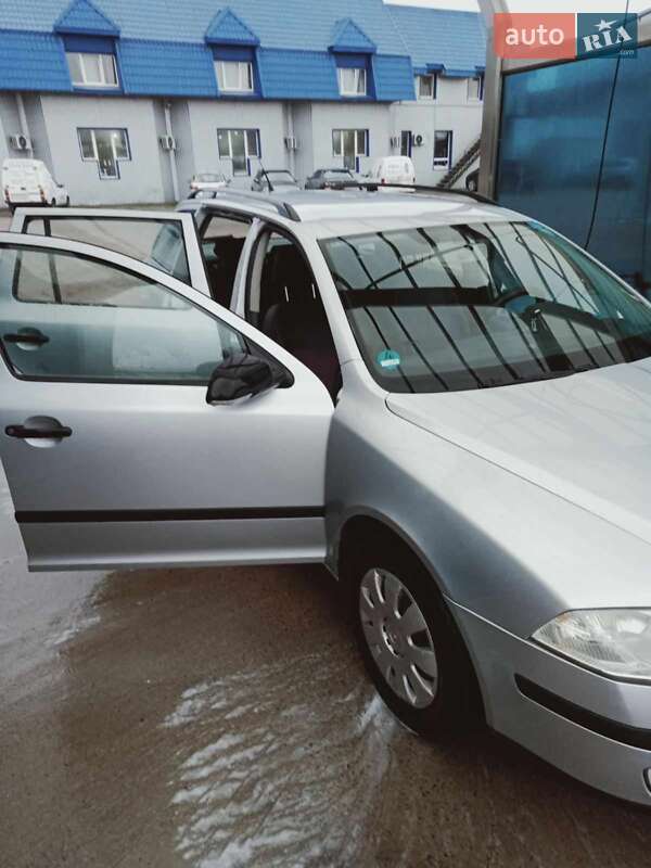 Універсал Skoda Octavia 2008 в Рівному