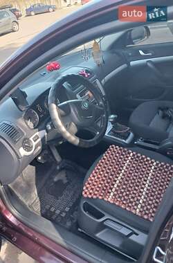 Универсал Skoda Octavia 2010 в 