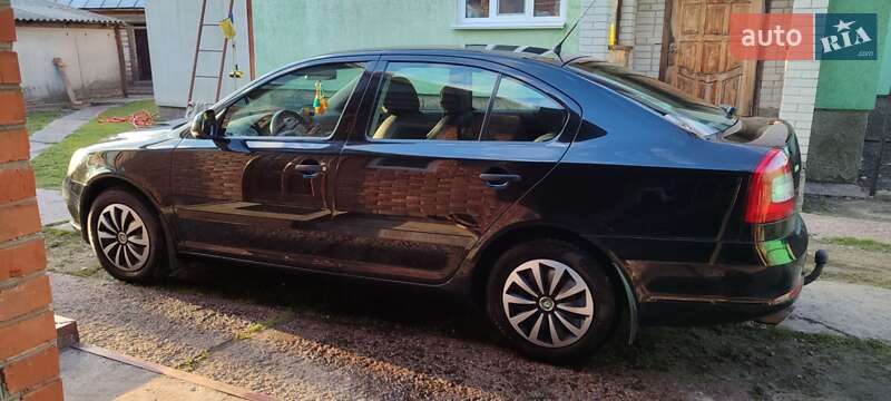 Лифтбек Skoda Octavia 2009 в Сумах