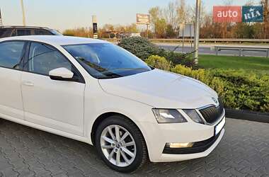 Лифтбек Skoda Octavia 2017 в 
