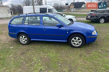 Универсал Skoda Octavia 2002 в 