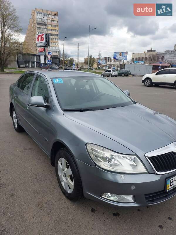 Ліфтбек Skoda Octavia 2012 в Одесі