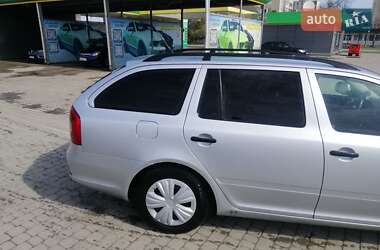 Універсал Skoda Octavia 2011 в 