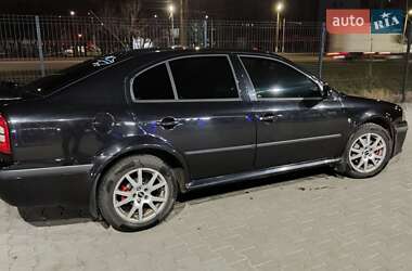 Ліфтбек Skoda Octavia 2010 в 