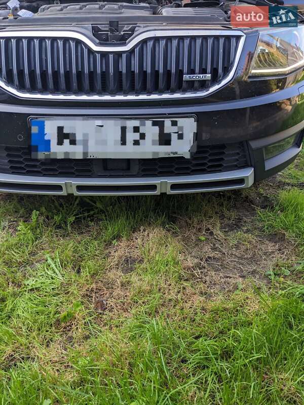 Универсал Skoda Octavia 2015 в Сарнах