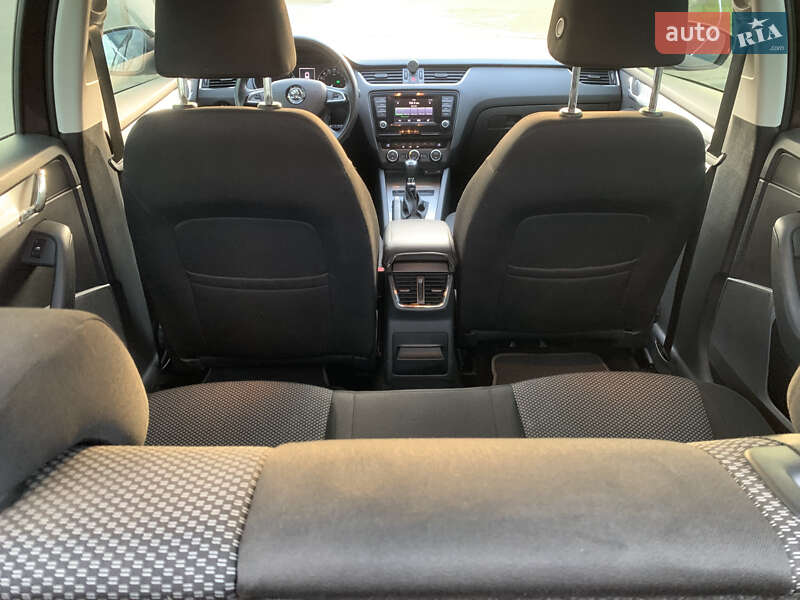 Ліфтбек Skoda Octavia 2014 в Дніпрі