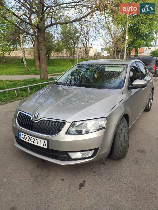 Лифтбек Skoda Octavia 2014 в Мукачево