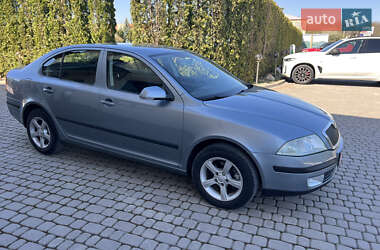 Лифтбек Skoda Octavia 2005 в 