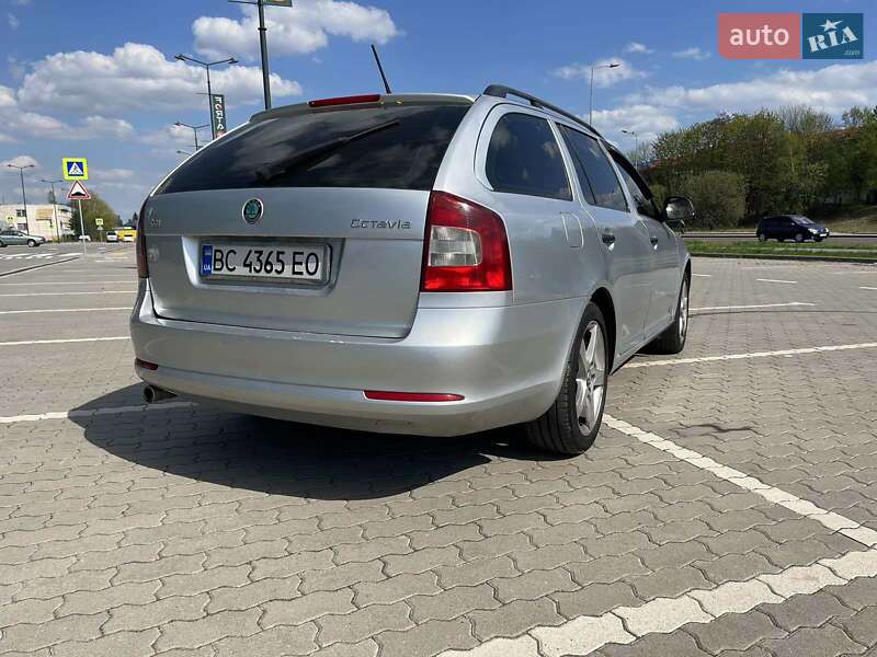 Универсал Skoda Octavia 2011 в Львове
