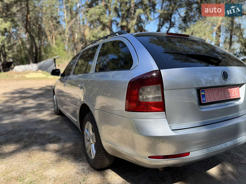 Универсал Skoda Octavia 2010 в Полтаве