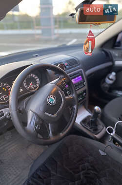 Универсал Skoda Octavia 2010 в 