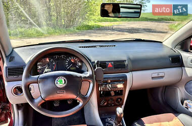 Ліфтбек Skoda Octavia 1999 в 