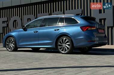 Универсал Skoda Octavia 2020 в 