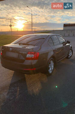 Ліфтбек Skoda Octavia 2014 в Дніпрі