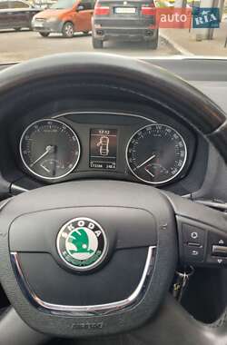 Универсал Skoda Octavia 2010 в 