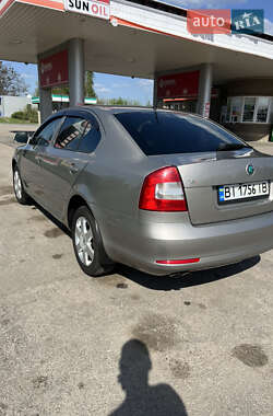 Лифтбек Skoda Octavia 2011 в 