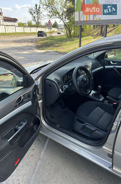 Лифтбек Skoda Octavia 2011 в 