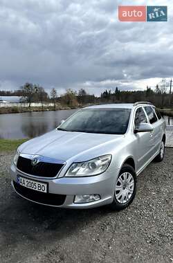 Универсал Skoda Octavia 2012 в 