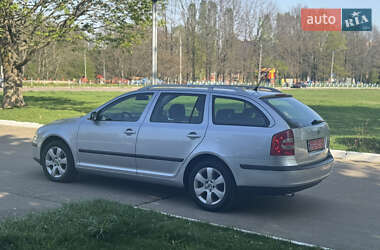 Универсал Skoda Octavia 2009 в 