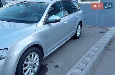 Універсал Skoda Octavia 2015 в 