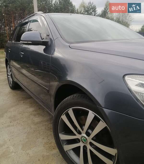 Универсал Skoda Octavia 2010 в Вараше