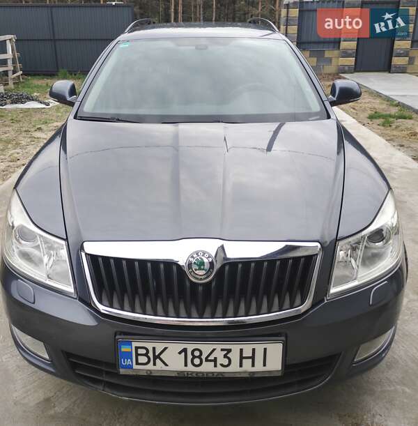 Универсал Skoda Octavia 2010 в Вараше
