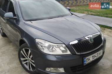 Универсал Skoda Octavia 2010 в Вараше