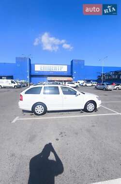 Универсал Skoda Octavia 2011 в 