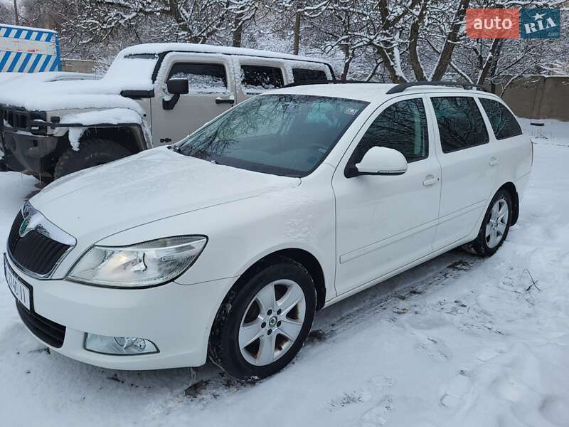 Универсал Skoda Octavia 2011 в Полтаве фото 3 Универсал Skoda Octavia 2011 в Полтаве