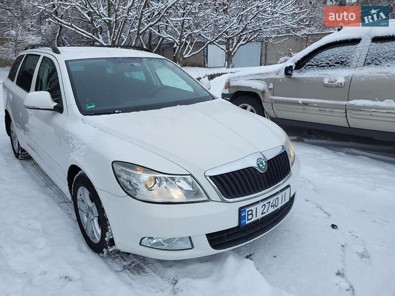 Универсал Skoda Octavia 2011 в Полтаве фото 5 Универсал Skoda Octavia 2011 в Полтаве