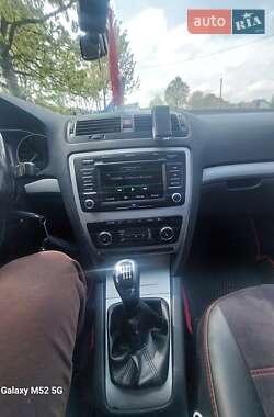 Универсал Skoda Octavia 2012 в 