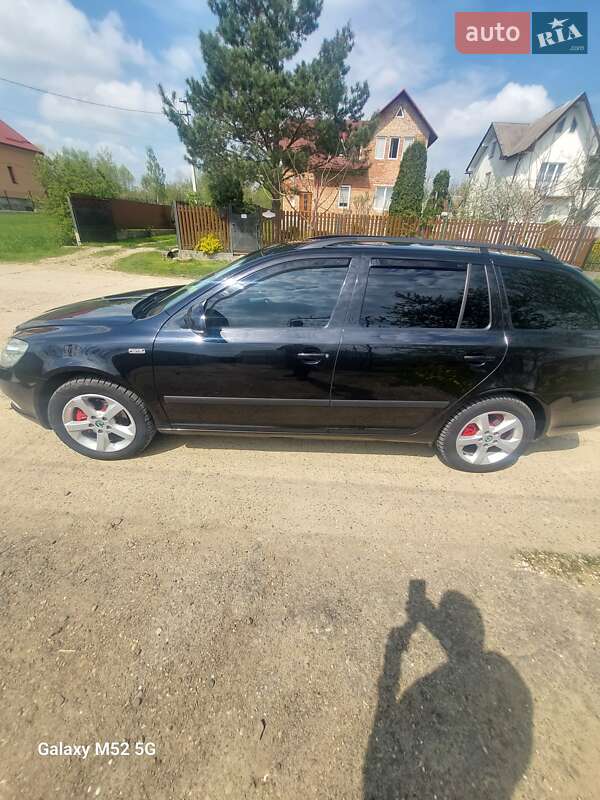 Универсал Skoda Octavia 2012 в Болехове фото 12 Универсал Skoda Octavia 2012 в Болехове