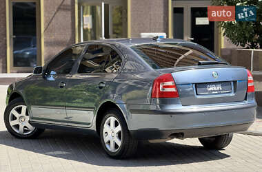 Ліфтбек Skoda Octavia 2005 в 
