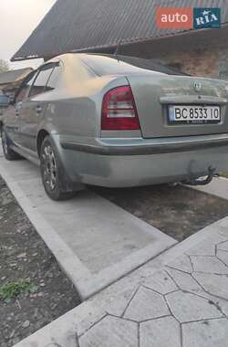 Лифтбек Skoda Octavia 2001 в 